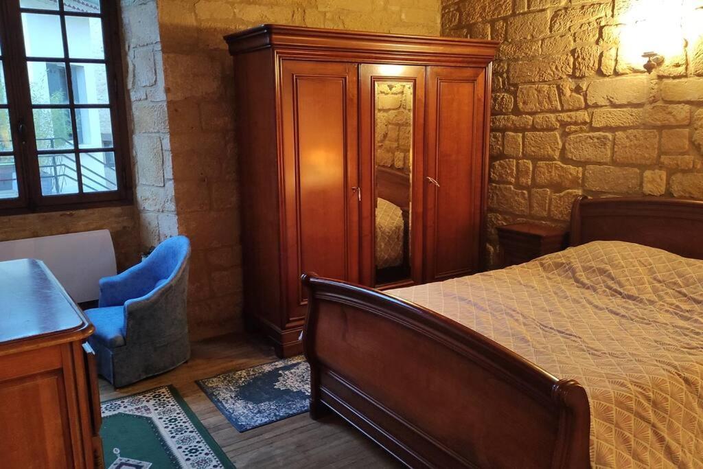 Demeure Du Xiiie-Xive S. Dans La Cite Medievale. Гурдон-ан-Керси Экстерьер фото